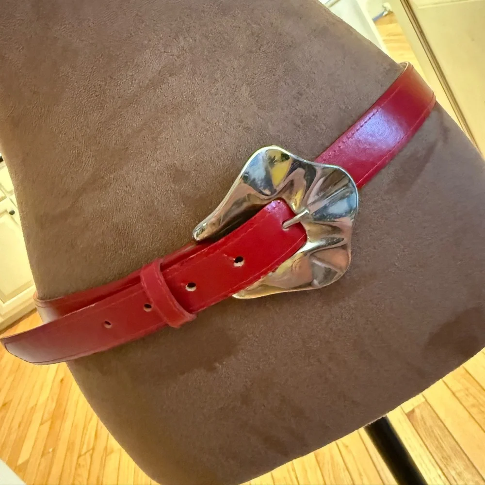 VTG Red Leather Belt with Silver Buckle Western Yellowstone rodeo ranch